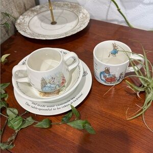 Children's Dining Set - Cream Beatrix Potter Peter Rabbit